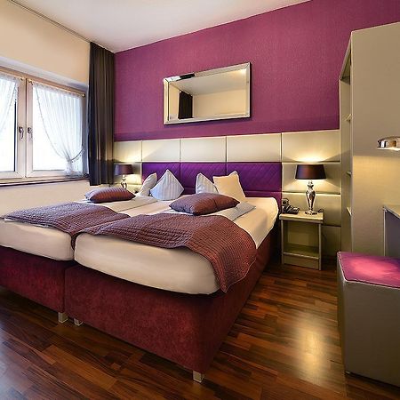 Hotel Am Wehrhahn Düsseldorf Extérieur photo